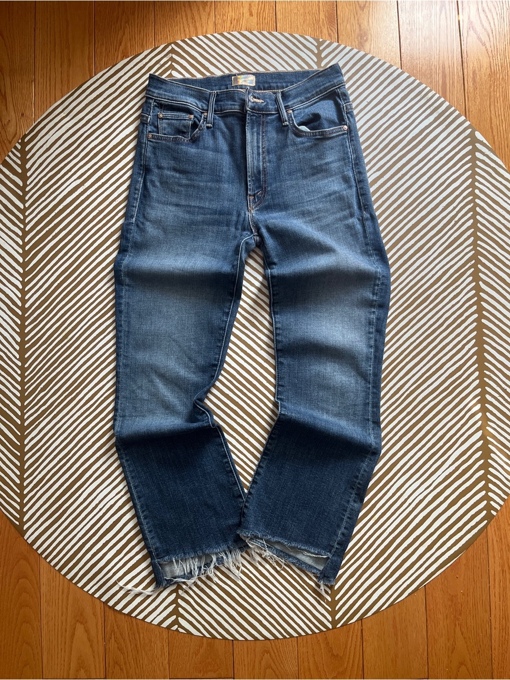 Mother Insider Crop Step Fray Girl Crush Jeans (women’s 27)